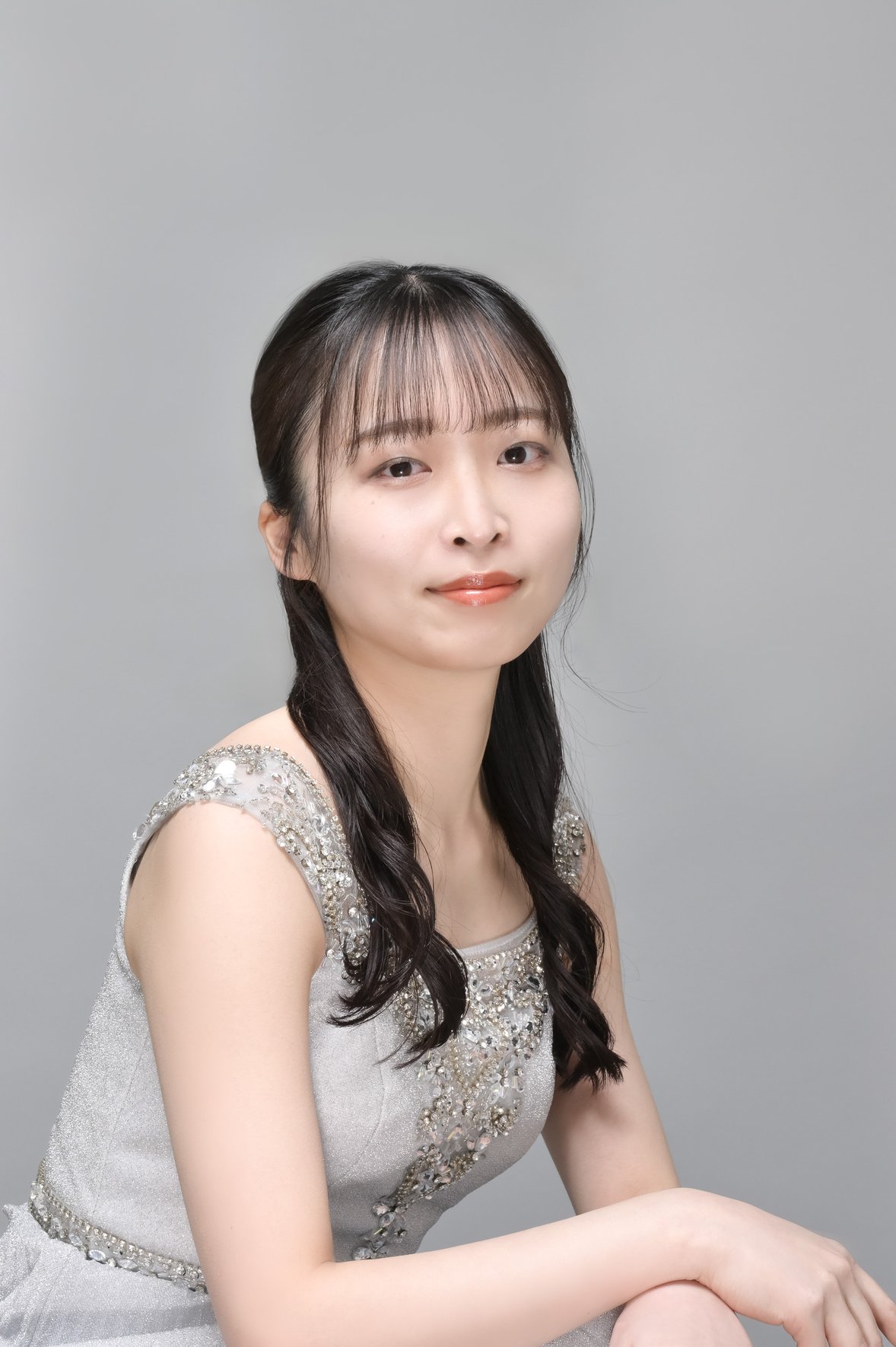 ステージ衣装を着た石田明日香